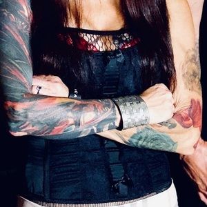 Victorias Secret Corset Black size M. Fits like a small.